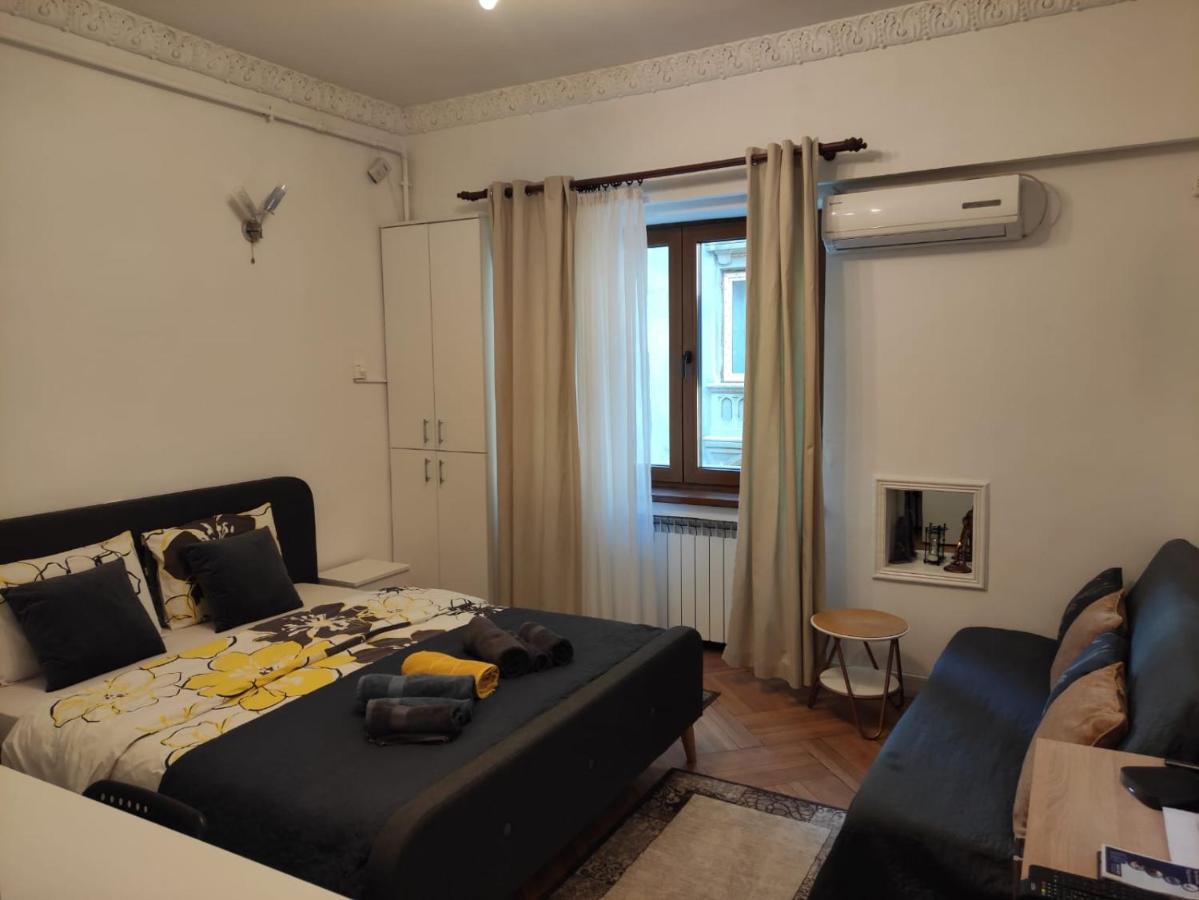 Royal Studio In Old Town Bucharest Luaran gambar